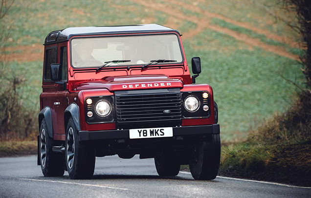 Land Rover Defender   70- 