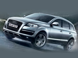   Audi Q7    "Lounge"  695 100 *