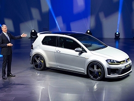  Volkswagen     Golf  