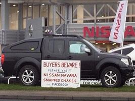   Navara   Nissan  