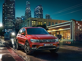 Volkswagen Tiguan 2.0 TDI (150 ..)   !