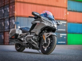      Honda Gold Wing