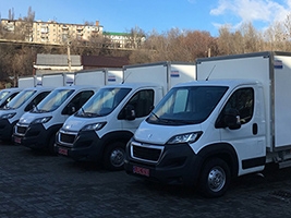 -     12  PEUGEOT Boxer