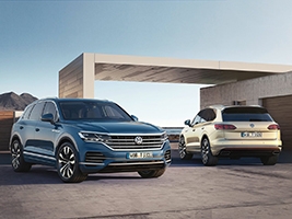 Volkswagen -:     Touareg