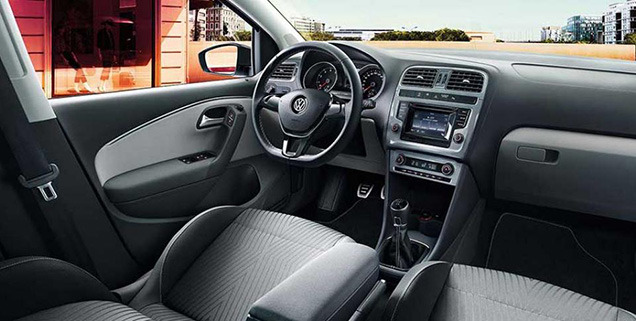  - : Volkswagen New Polo