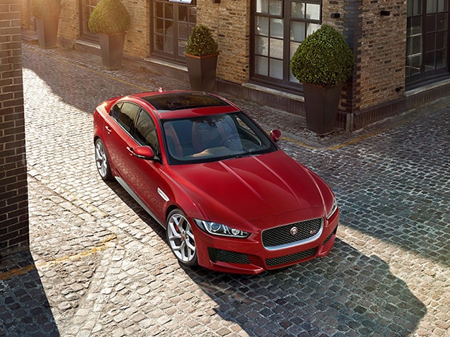 Jaguar    XE