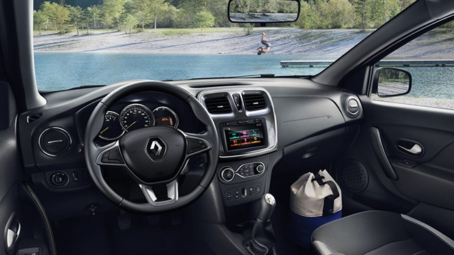    Renault Sandero  Renault Sandero Stepway    