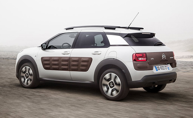     - Citroen C4 Cactus AIRFLOW 2L