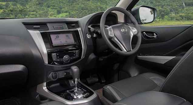 - Nissan Navara D 23 2015  