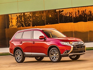  Mitsubishi Outlander  