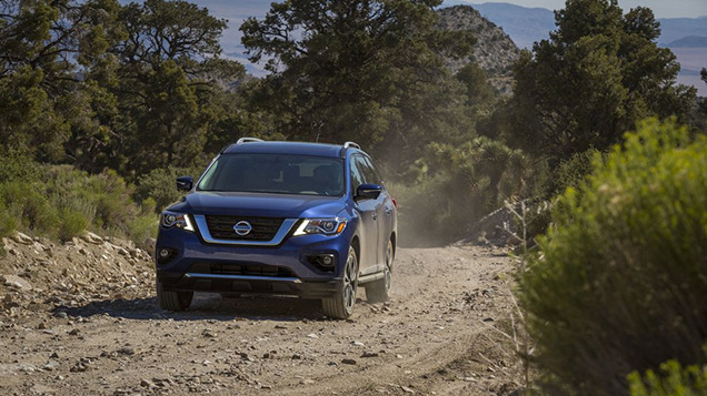   Nissan   Pathfinder 2017 