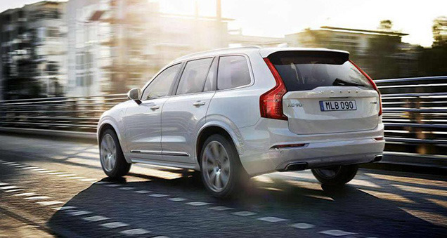  ,        Volvo XC90