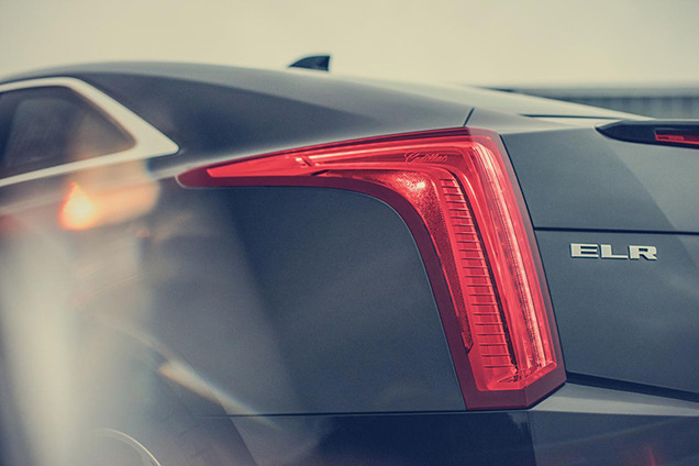  Cadillac ELR     