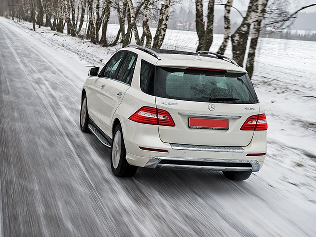  Mercedes ML   Range Rover Sport