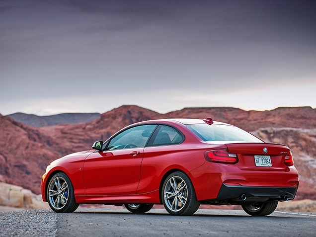      BMW M235i