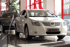 Toyota Avensis 2011  :  ,  