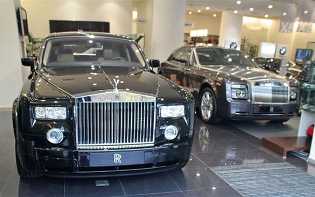        : ROLLS-ROYCE PHANTOM  ROLLS-ROYCE PHANTOM COUPE.  