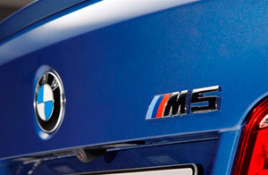  :  BMW M5.