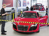 Audi R8 e-tron:     